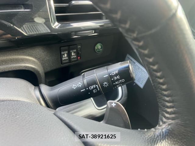 Honda STEP WGN 2015-04 8038489-16