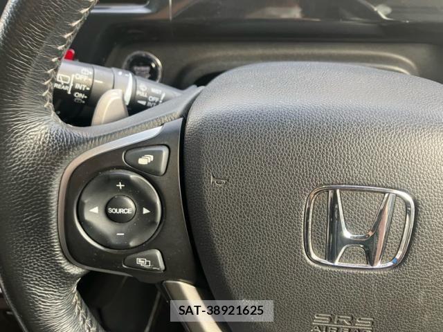 Honda STEP WGN 2015-04 8038489-18