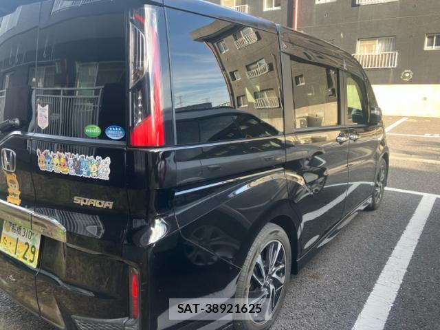 Honda STEP WGN 2015-04 8038489-4