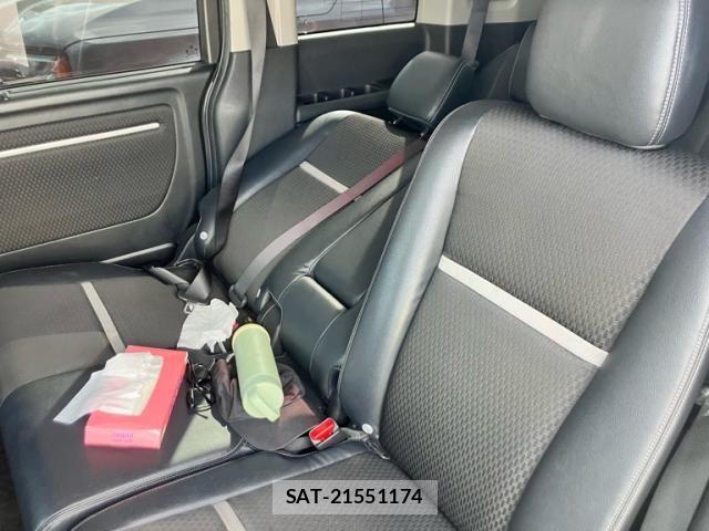 Honda STEP WGN 2018-01 8038477-9