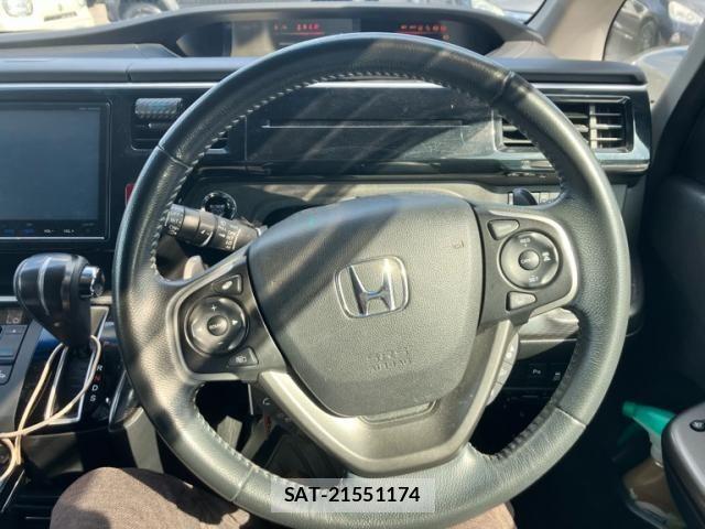 Honda STEP WGN 2018-01 8038477-16