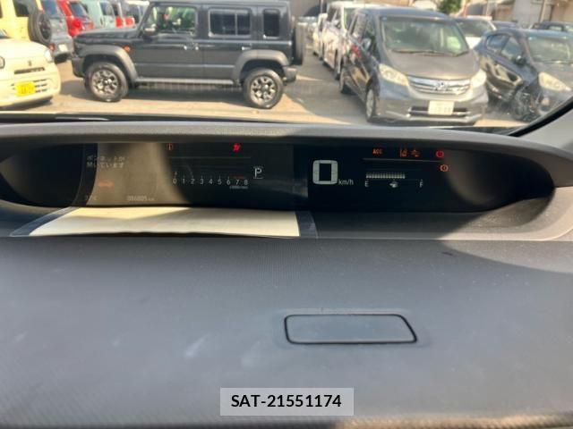 Honda STEP WGN 2018-01 8038477-17