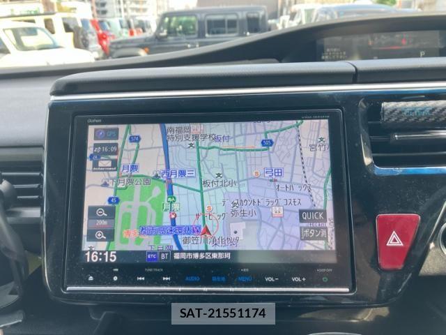 Honda STEP WGN 2018-01 8038477-19