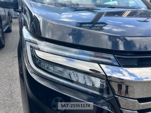 Honda STEP WGN 2018-01 8038477-2