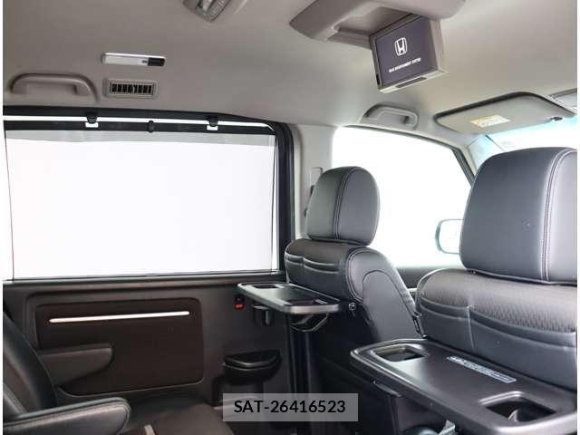 Honda STEP WGN 2017-12 8038473-5