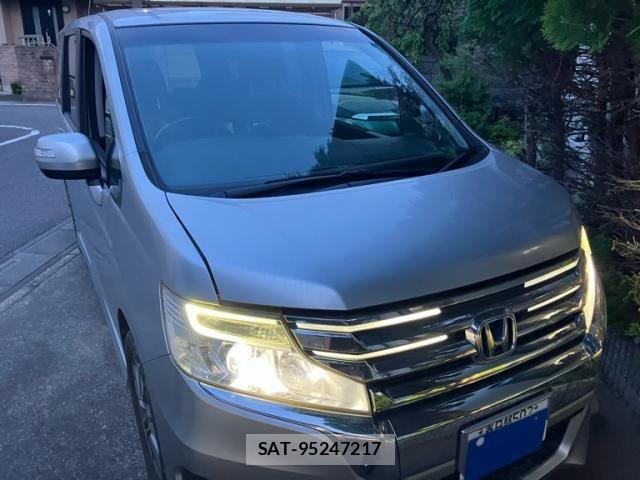 Honda STEP WGN 2013-12 8038491-0