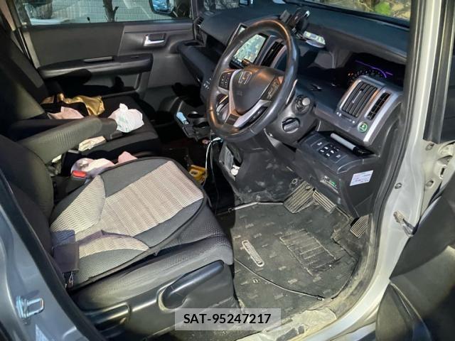 Honda STEP WGN 2013-12 8038491-10