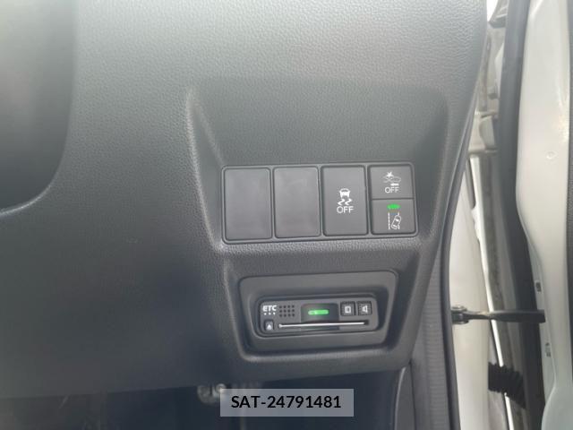Honda STEP WGN 2019-12 8038483-17