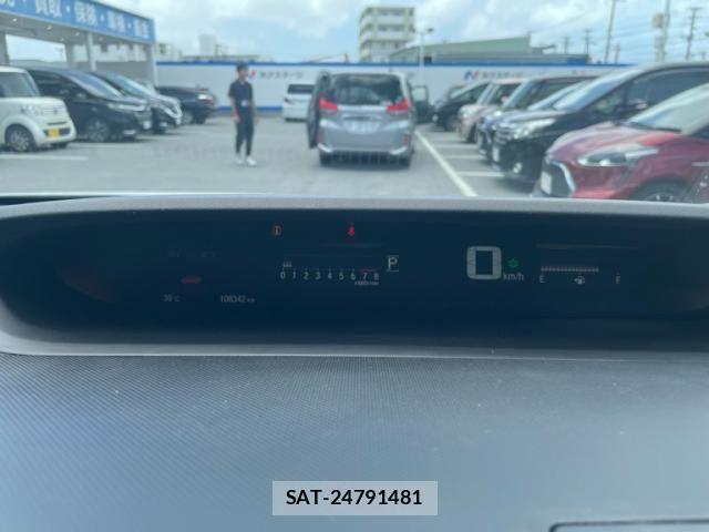 Honda STEP WGN 2019-12 8038483-22