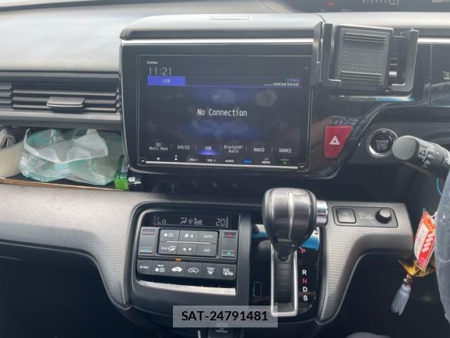 Honda STEP WGN 2019-12 8038483-24