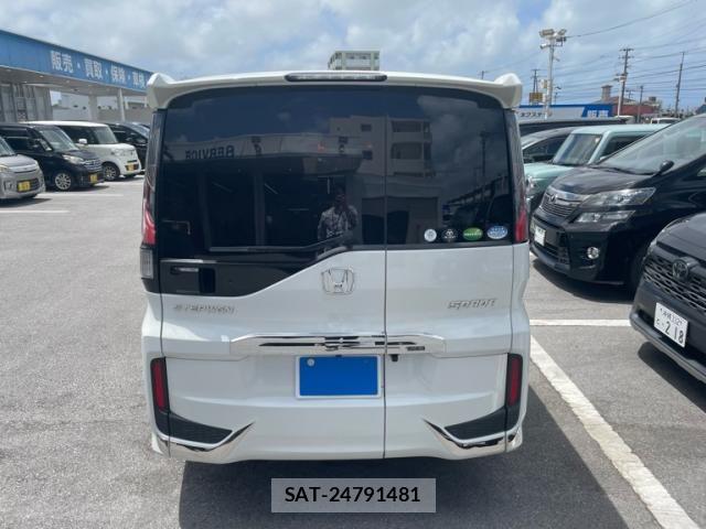 Honda STEP WGN 2019-12 8038483-5