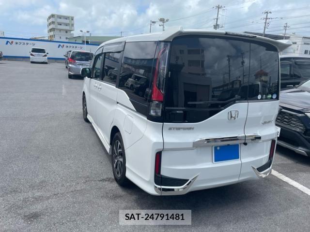 Honda STEP WGN 2019-12 8038483-6