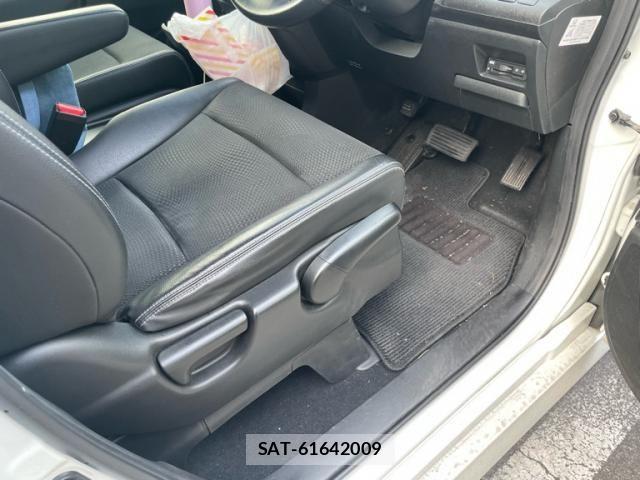 Honda STEP WGN 2015-01 8038493-3