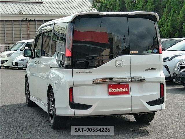 Honda STEP WGN 2017-03 8038484-1