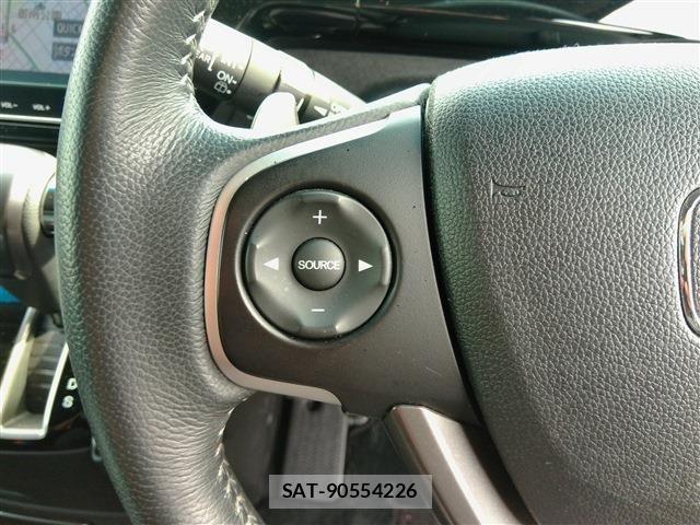 Honda STEP WGN 2017-03 8038484-29