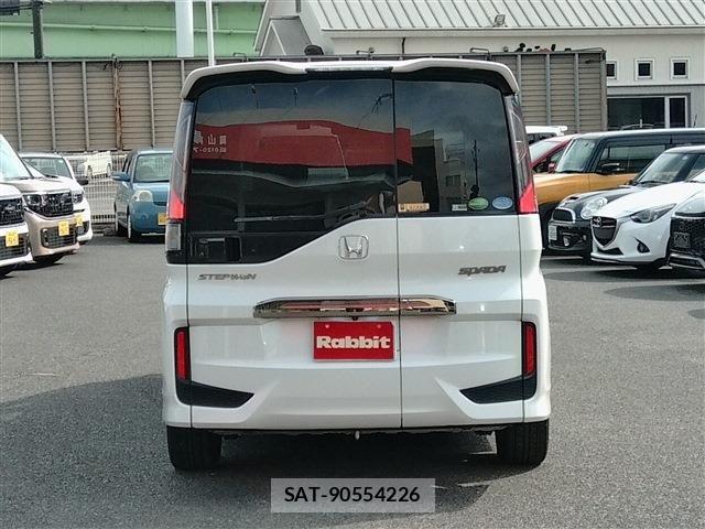 Honda STEP WGN 2017-03 8038484-7