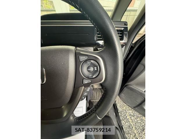 Honda STEP WGN 2021-06 8038474-23