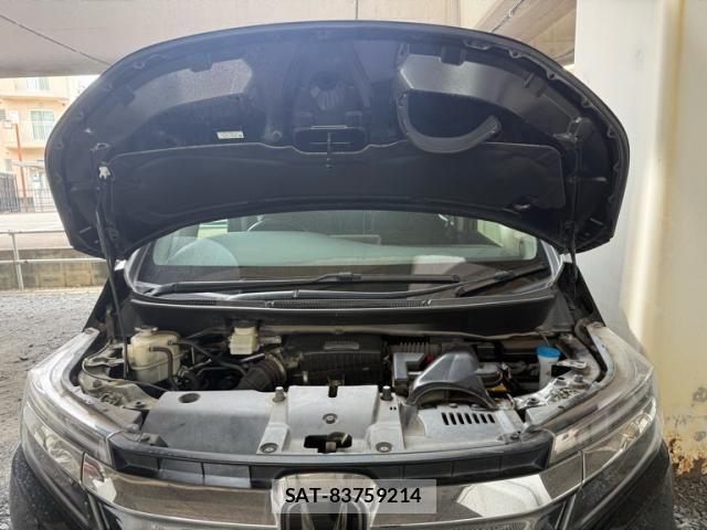 Honda STEP WGN 2021-06 8038474-24