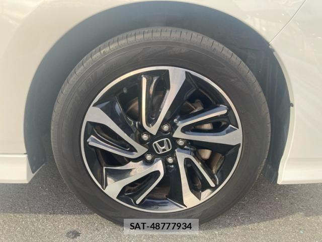 Honda STEP WGN 2021-04 8038472-2