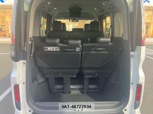 Honda STEP WGN 2021-04 8038472-6