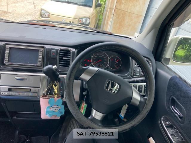 Honda STEP WGN 2004-01 8038494-6