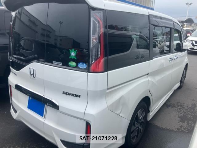 Honda STEP WGN 2015-05 8038488-5