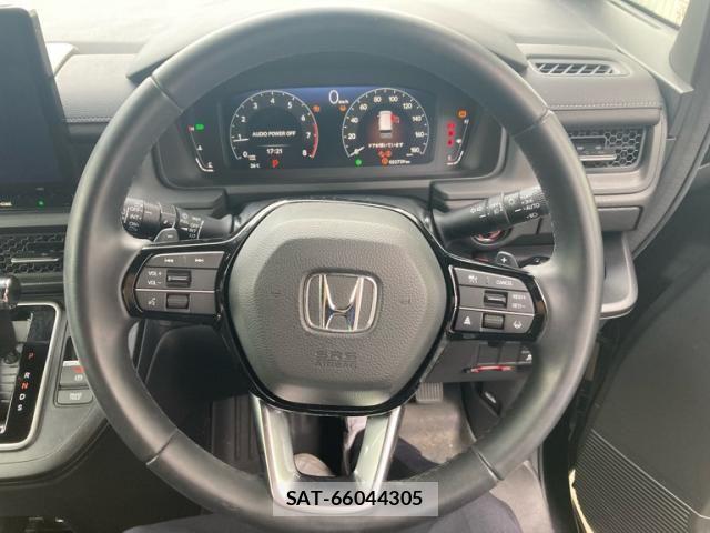 Honda STEP WGN 2023-10 8038466-13