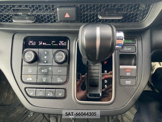 Honda STEP WGN 2023-10 8038466-19