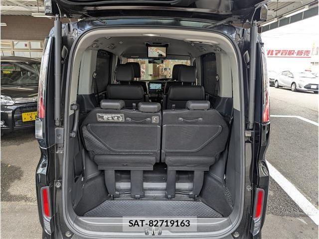 Honda STEP WGN 2018-02 8038475-11