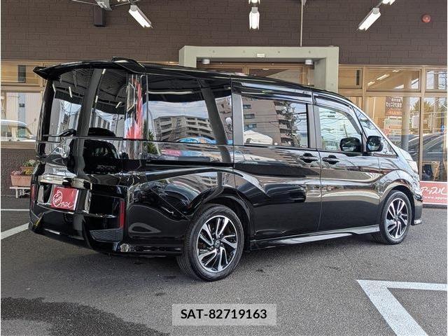Honda STEP WGN 2018-02 8038475-2