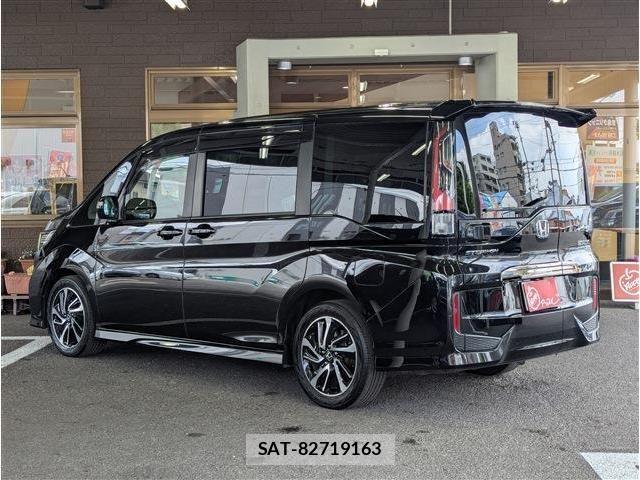 Honda STEP WGN 2018-02 8038475-3