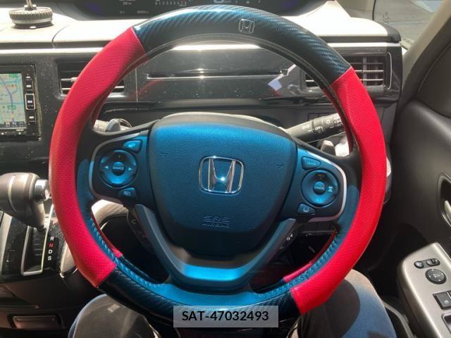 Honda STEP WGN 2021-10 8075715-19