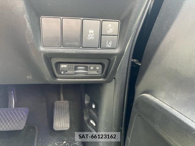 Honda STEP WGN 2016-05 8075720-14