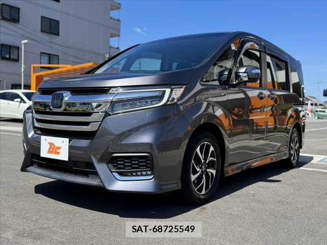 Honda STEP WGN 2022-01 8075716-9