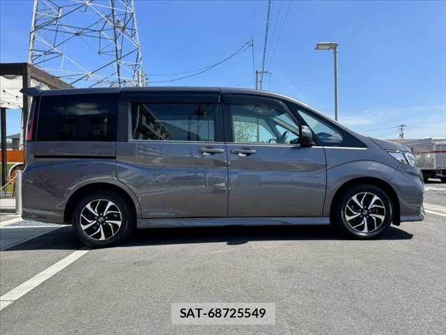 Honda STEP WGN 2022-01 8075716-11