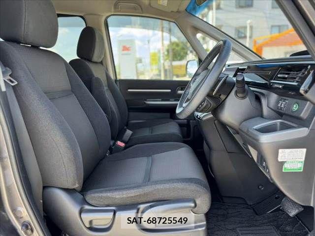 Honda STEP WGN 2022-01 8075716-15