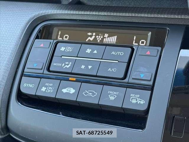 Honda STEP WGN 2022-01 8075716-23