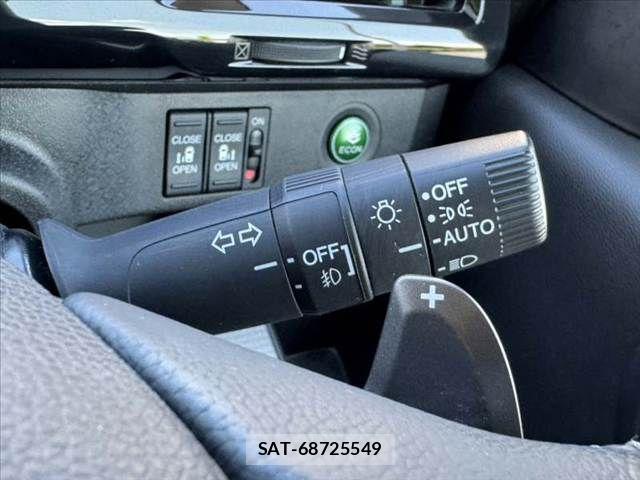 Honda STEP WGN 2022-01 8075716-26