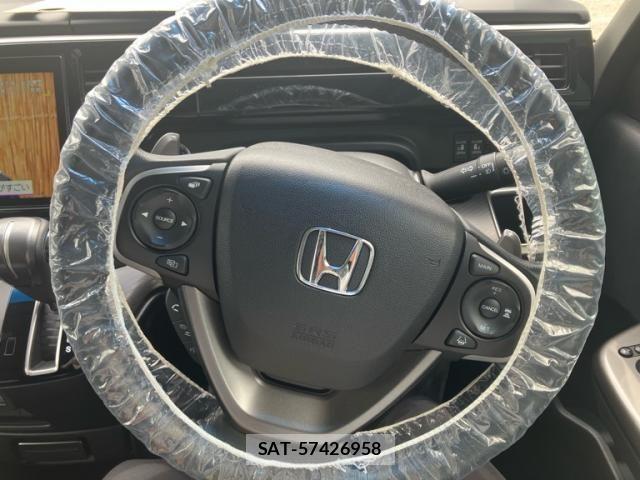 Honda STEP WGN 2018-12 8075718-11