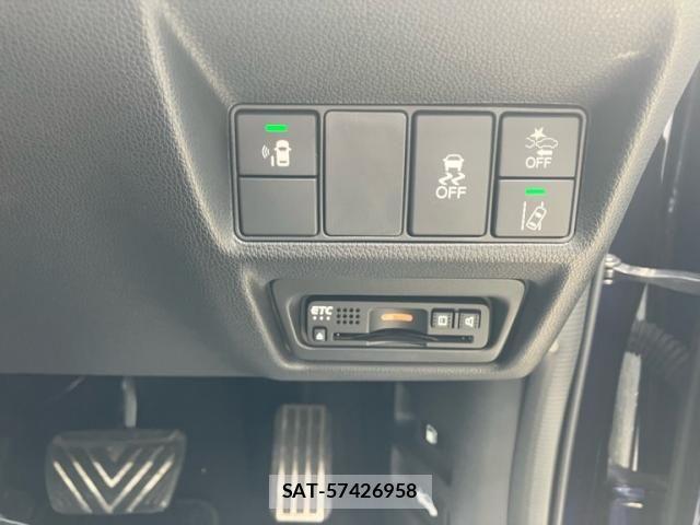 Honda STEP WGN 2018-12 8075718-13