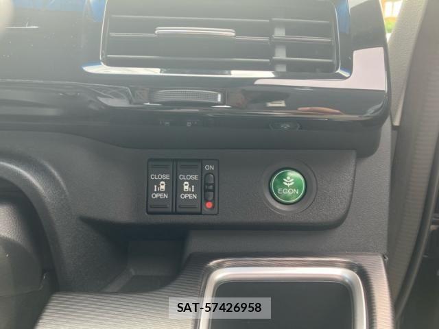 Honda STEP WGN 2018-12 8075718-14