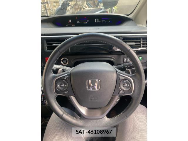 Honda STEP WGN 2018-03 8075719-12