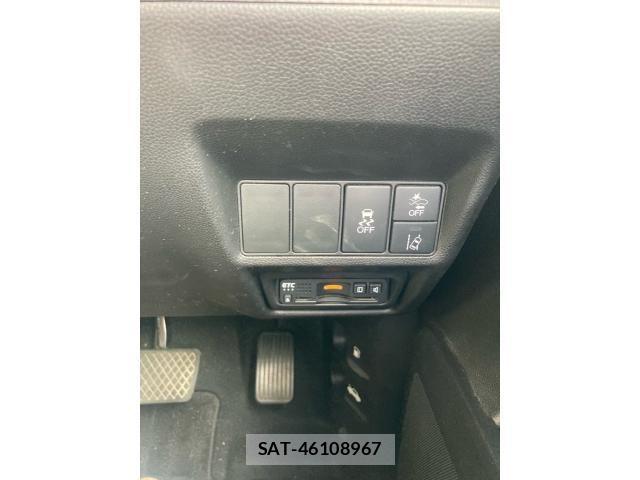 Honda STEP WGN 2018-03 8075719-15