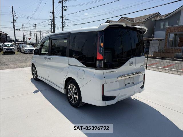 Honda STEP WGN 2016-05 8075721-5