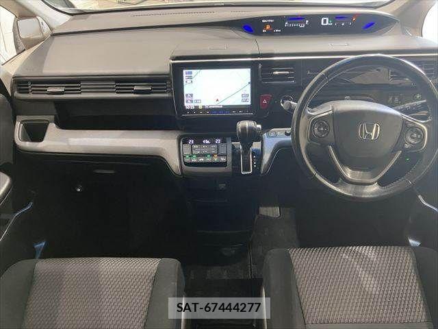 Honda STEP WGN 2016-06 8075723-2