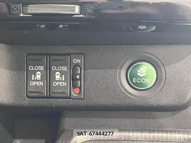 Honda STEP WGN 2016-06 8075723-8