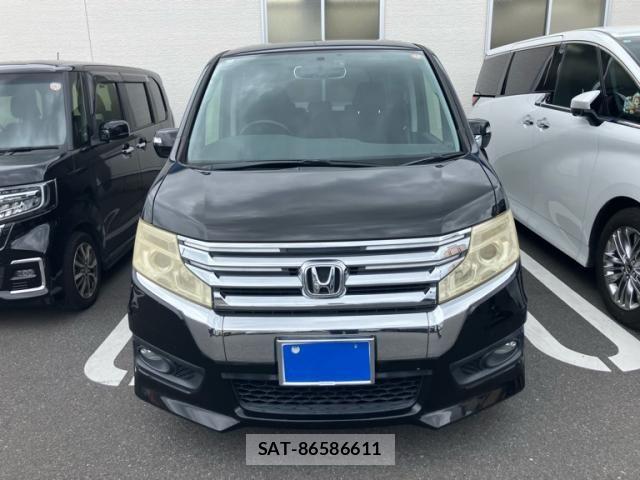 Honda STEP WGN 2014-02 8075729-1