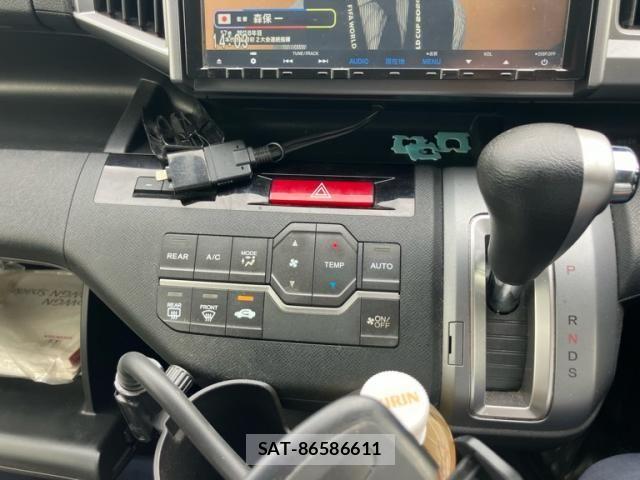 Honda STEP WGN 2014-02 8075729-19