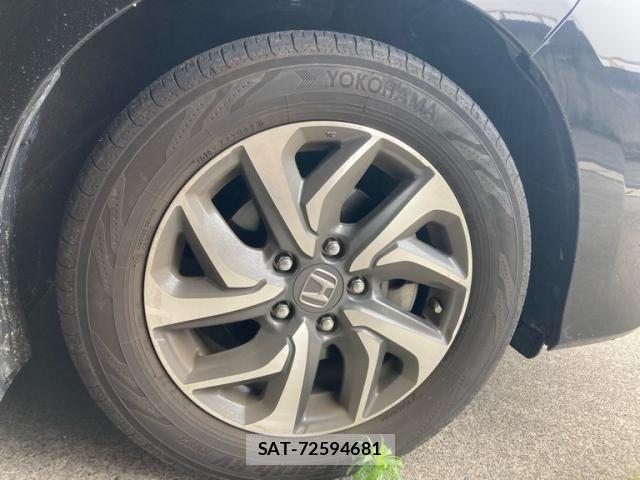 Honda STEP WGN 2016-07 8075722-9