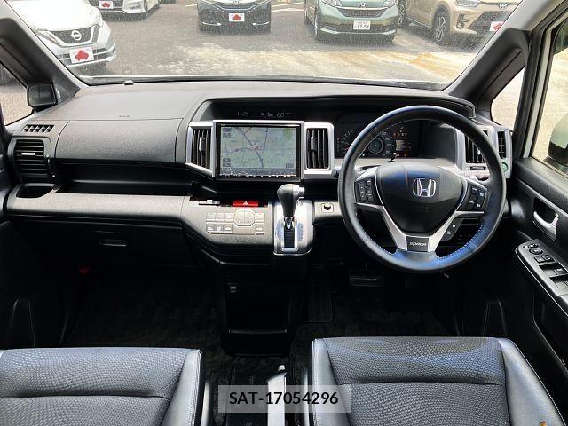Honda STEP WGN 2013-07 8075725-1